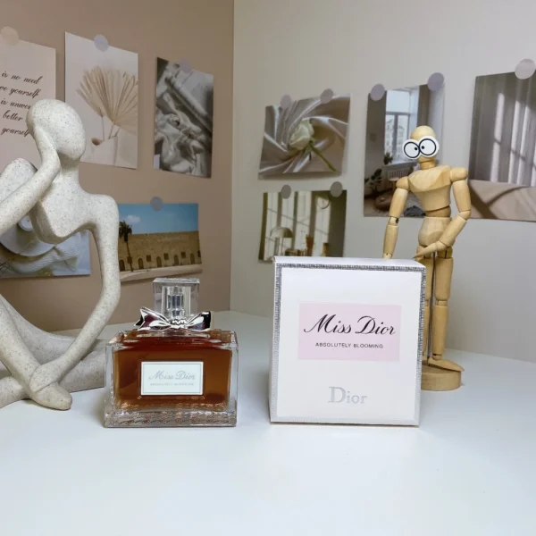 DIOR0043-01 Dior Miss Dior Absolutely Blooming Women's Fragrance 100ml