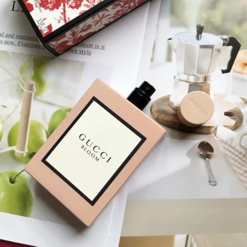 Gucci ml Gucci Bloom Women's Eau de Parfum 50ml