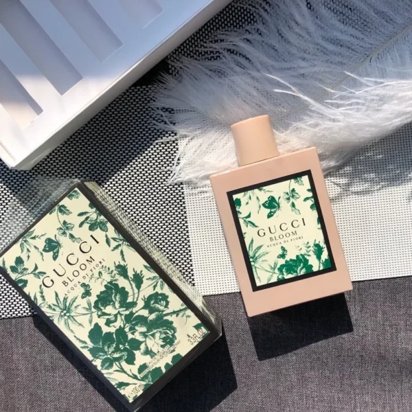 Gucci ml Gucci Bloom Acqua di Fiori Women's Eau de Toilette 50ml