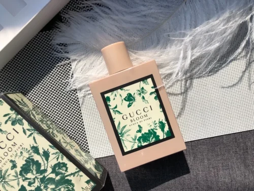 Gucci ml Gucci Bloom Acqua di Fiori Women's Eau de Toilette 50ml