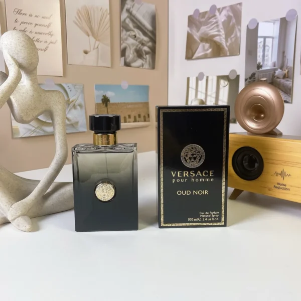 VERSACE0022-01 Versace Oud Noir Pour Homme Men's Fragrance 100ml