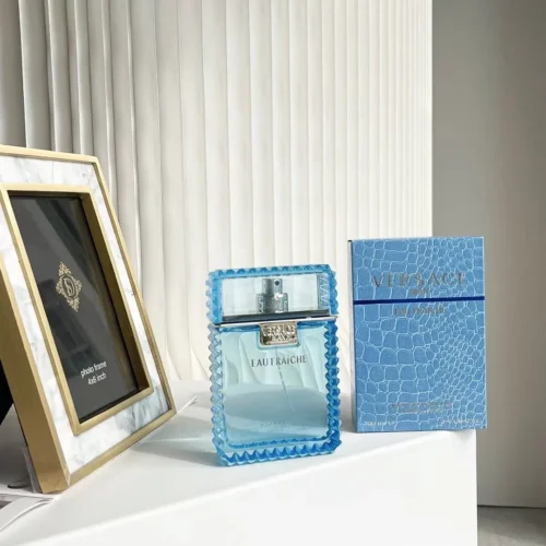 Versace Man Eau Fraiche Men's Eau de Toilette 100ml