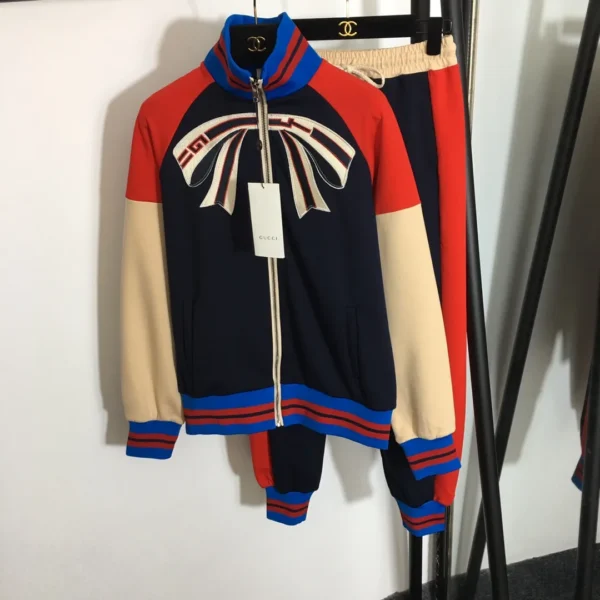 CLGUCCI0043-01 Gucci Embroidered Printed Colorblock Zip-Up Jacket and Pants Set