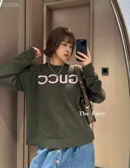 Gucci Logo Knit Sweater