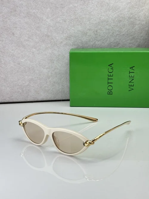 Bottega Veneta BV1390S Eyewear