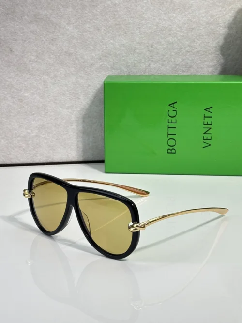 Bottega Veneta BV1513S Eyewear