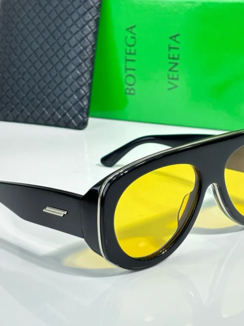 Bottega Veneta BV1362S Oversized Eyewear