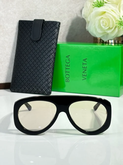 Bottega Veneta BV1362S Oversized Eyewear