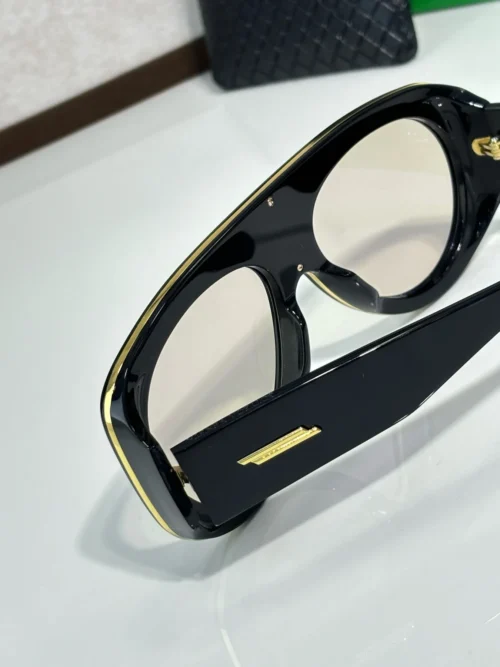 Bottega Veneta BV1362S Oversized Eyewear