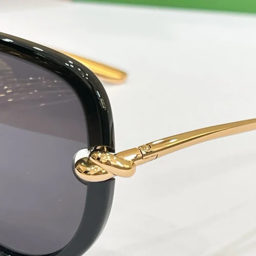 Bottega Veneta BV1513S Eyewear
