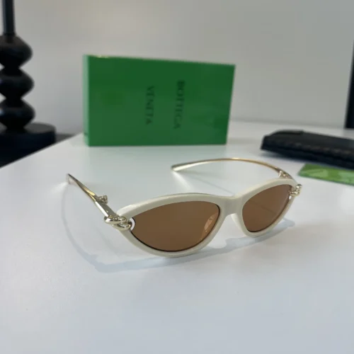 Bottega Veneta Aviator Sunglasses