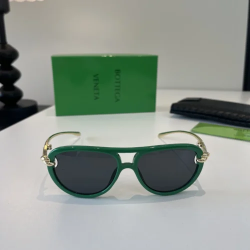 Bottega Veneta Aviator Sunglasses