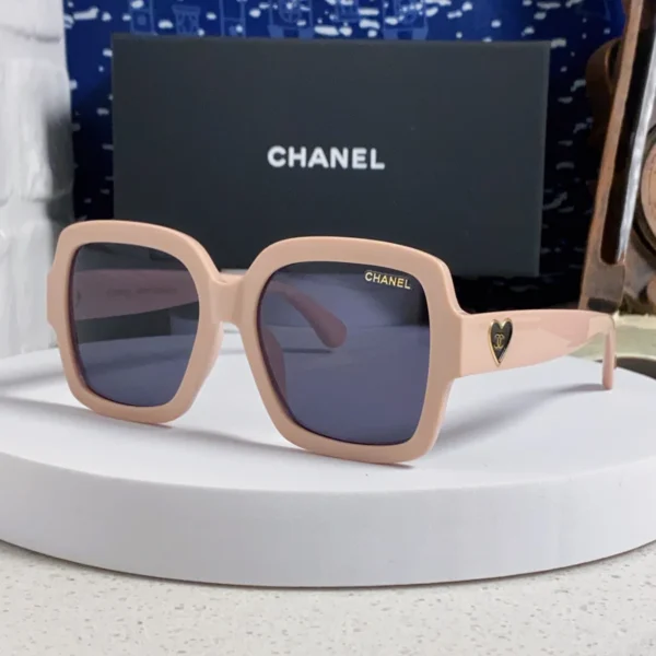EWCHANEL0034-01 Chanel CH3438 Square Oversized Sunglasses