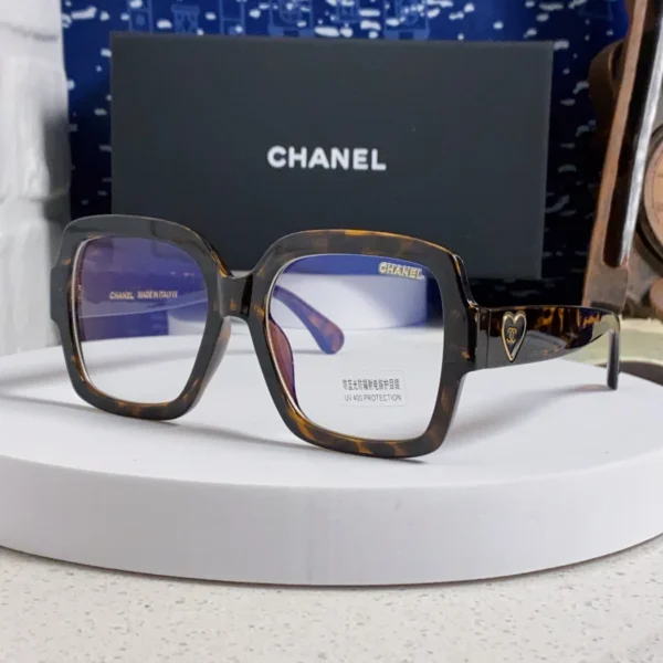 EWCHANEL0035-01 Chanel CH3438 Square Oversized Sunglasses