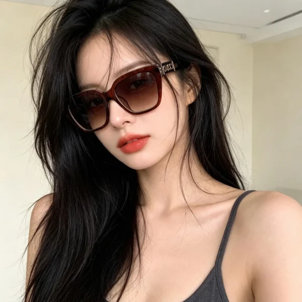 EWGUCCI0009-01 Gucci G16911 Square Sunglasses