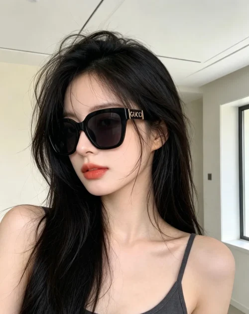 Gucci G16911 Square Sunglasses