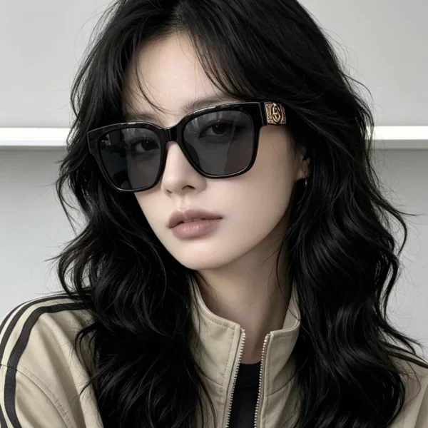EWGUCCI0010-01 Gucci G35804 Square Sunglasses