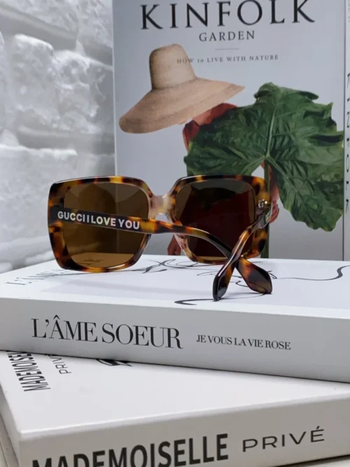 Gucci GG0567 Oversized Vintage Sunglasses
