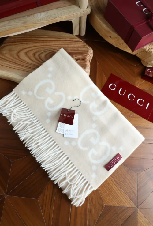 Gucci GG Fringed Jacquard Scarf