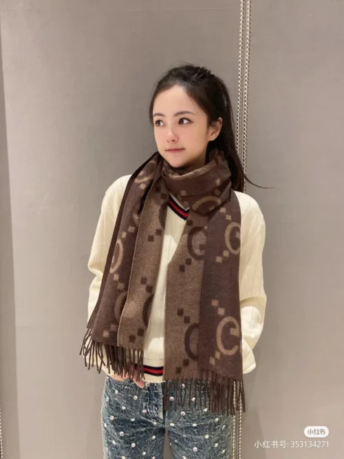 Gucci GG Fringed Jacquard Scarf