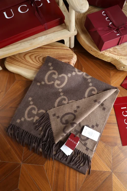 Gucci GG Fringed Jacquard Scarf
