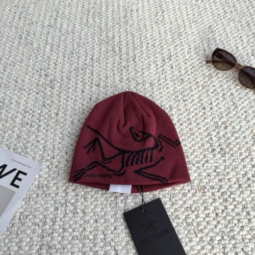 Arc'teryx Skeleton-Motif Jacquard Knitted Beanie with a Fold-Over Cuff - Ref. HTARCTERYX0003