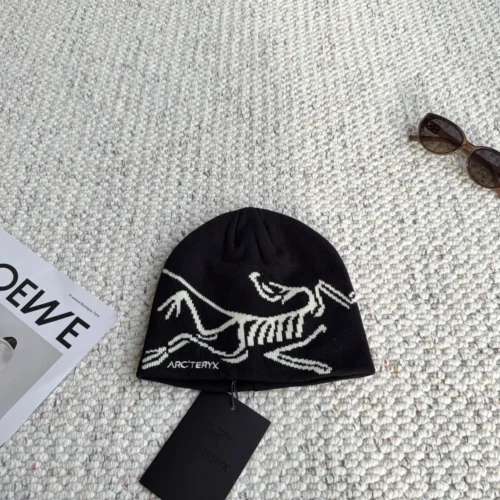 Arc'teryx Skeleton-Motif Jacquard Knitted Beanie with a Fold-Over Cuff - Ref. HTARCTERYX0004