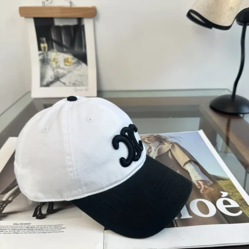 Celine Unisex Baseball Cap with a Clean, Minimalist Profile - Ref. HTCELINE0014