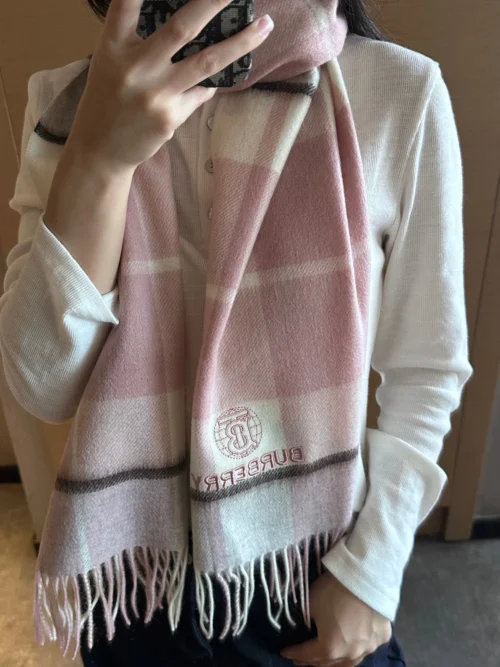 Burberry Men's Soft-Touch Scarf for Autumn and Winter - Ref. SCBURBERRY0008