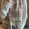 Burberry Men's Soft-Touch Scarf for Autumn and Winter - Ref. SCBURBERRY0009