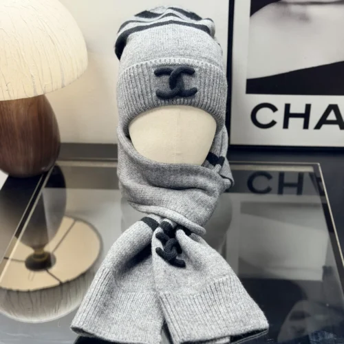 Chanel Unisex Wool Two-Piece Hat and Scarf Set for Winter - Ref. SCCHANEL0004