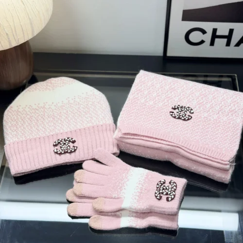 Chanel Soft-Touch Three-Piece Winter Hat, Scarf and Gloves Set - Ref. SCCHANEL0016