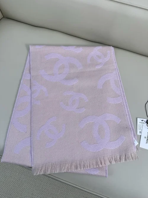 Chanel Reversible Wool-Cashmere Jacquard Scarf with Oversized CC Motifs - 180 x 35 cm - Ref. SCCHANEL0021