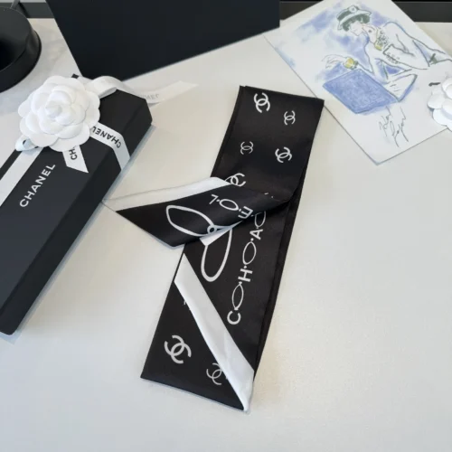 Chanel Twilly-Style Narrow Scarf for Versatile Accessory Styling - Ref. SCCHANEL0037