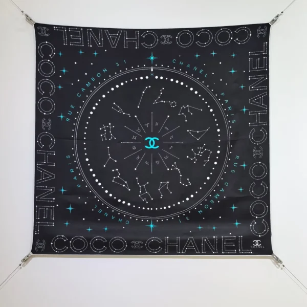 Chanel Reversible 18-Momme Silk Twill Square Scarf - 90 x 90 cm - SCC2537