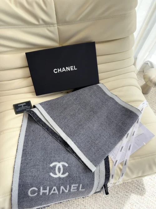 Chanel Reversible Colorblock Jacquard Scarf with Oversized Lettering and CC Motifs - Ref. SCCHANEL0133