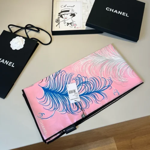 Chanel 100% Silk Feather-Motif Square Scarf - 90 x 90 cm - Ref. SCCHANEL0296
