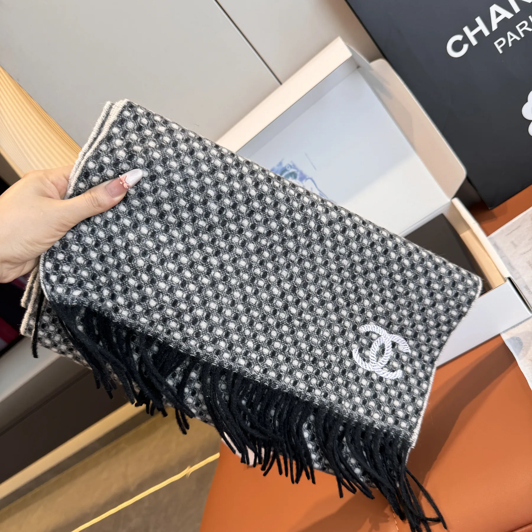 Chanel 100% Cashmere Knitted Scarf with a Soft Finish