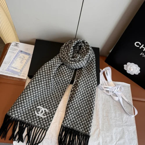 Chanel 100% Cashmere Knitted Scarf with a Soft Finish