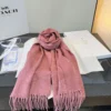 Coach Signature Monogram 97% Wool 3% Cashmere Shawl - 48 x 193 cm - Ref. SCCOACH0014