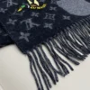 Coach Scarf - Detail Photo Reference