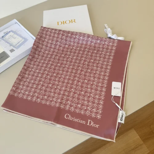Dior 100% Silk Twill Printed Square Scarf with Hand-Rolled Edges - 90 x 90 cm - Ref. SCDIOR0029