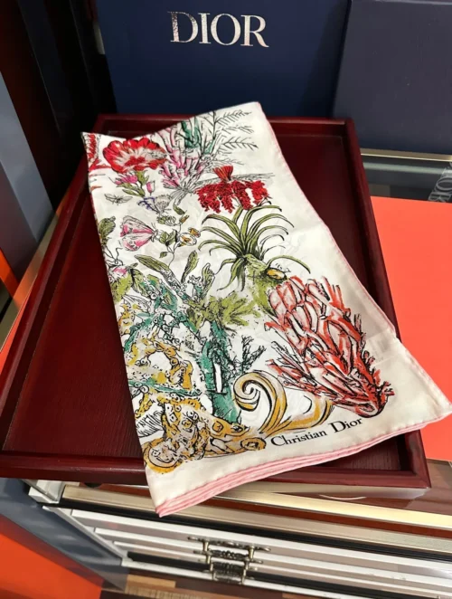 Dior Floral-Motif Scarf for All-Season Styling - Ref. SCDIOR0035