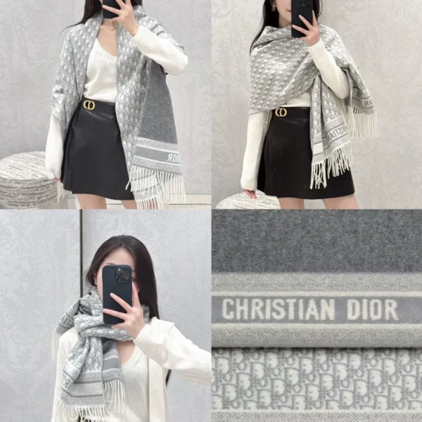 Dior Navy Cashmere Reversible Scarf with Solid and Oblique-Print Sides - Ref. SCDIOR0043
