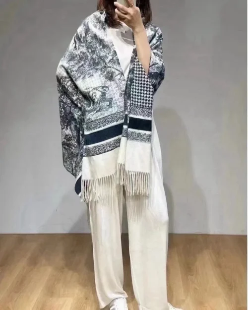 Dior Reversible 100% Cashmere Long Scarf with Animal Motifs and Fringes - 70 x 200 cm