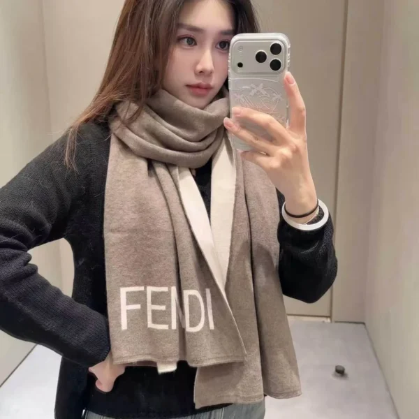 Fendi Heavyweight Scarf with Classic FF Lettering Motifs - Ref. SCFENDI0015