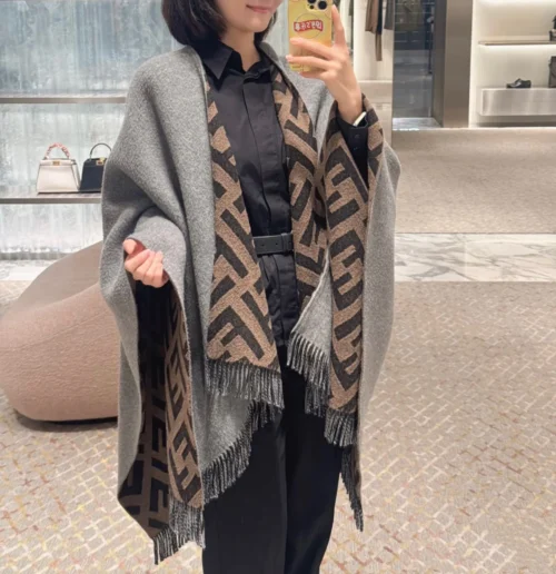 Fendi Reversible Heavyweight Cape with Allover FF Motifs - Ref. SCFENDI0037