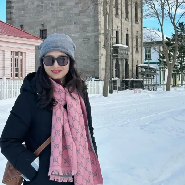 Gucci Reversible 100% Wool Small-GG Jacquard Shawl in Gray and Pink - 48 x 180 cm - Ref. SCGUCCI0011