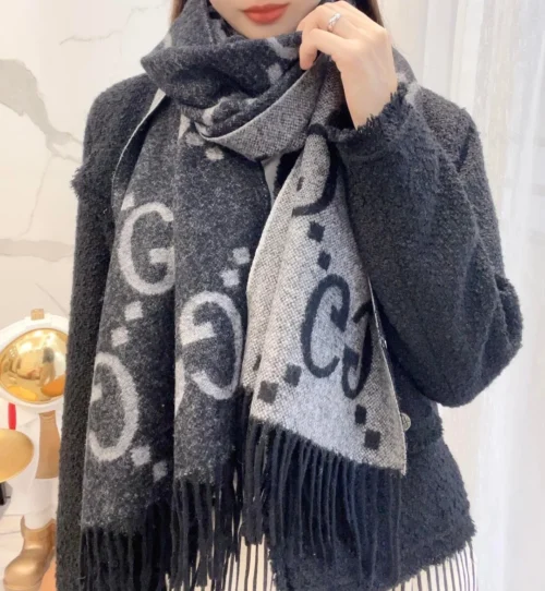 Gucci Unisex 100% Cashmere Reversible Oversized-G Jacquard Scarf - 45 x 200 cm - Ref. SCGUCCI0019