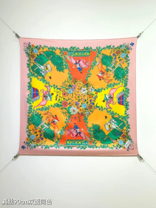 Gucci Allover Floral Reversible 18-Momme Silk Twill Square Scarf - 90 x 90 cm - SGC2506 - Ref. SCGUCCI0028